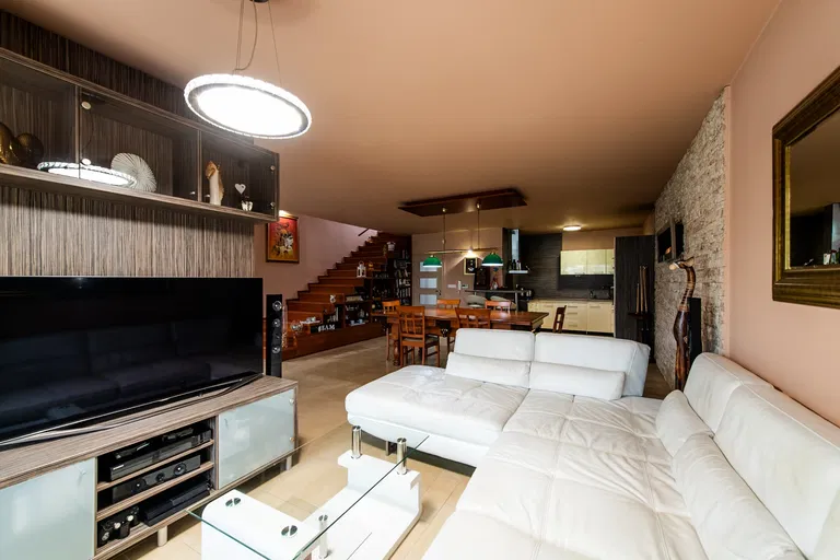 Astrová, Rovinka - Senec | Predaj, Rodinný dom, 4-izbový, 199 m²