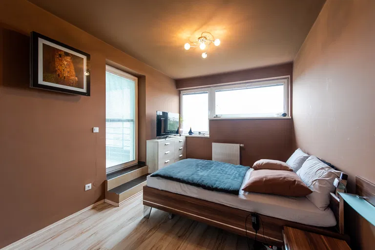 Astrová, Rovinka - Senec | Predaj, Rodinný dom, 4-izbový, 199 m²