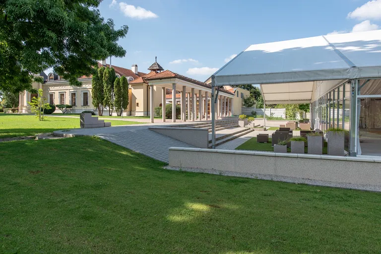 Trnava - Jaslovské Bohunice | Sale, Historic property, 1 609 m²