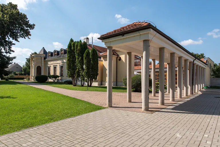 Trnava - Jaslovské Bohunice | Sale, Historic property, 1 609 m²