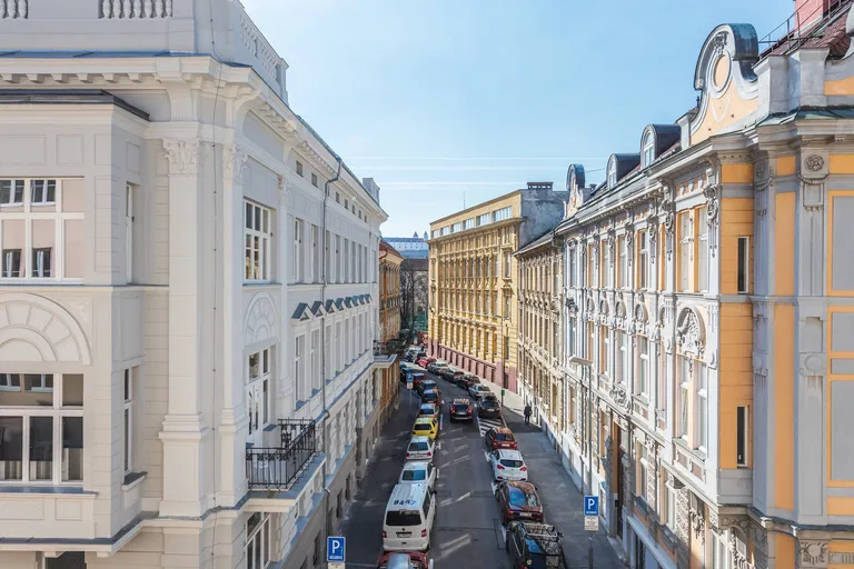 Gunduličová, Staré Mesto - Bratislava I | Sale, Apartment, Three-bedroom (4+kk), 103 m²