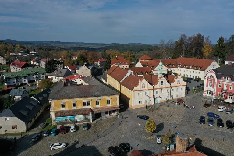 Náměstí, Kašperské Hory - Klatovy | Sale, Apartment, Two-bedroom (3+kk), 72 m²