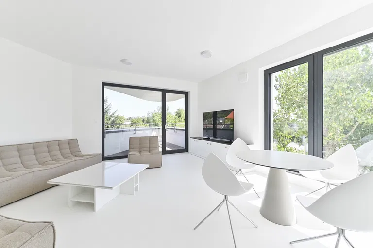 K Železnej studienke, Staré Mesto - Bratislava I | Prenájom, Byt, 2-izbový, 69 m²