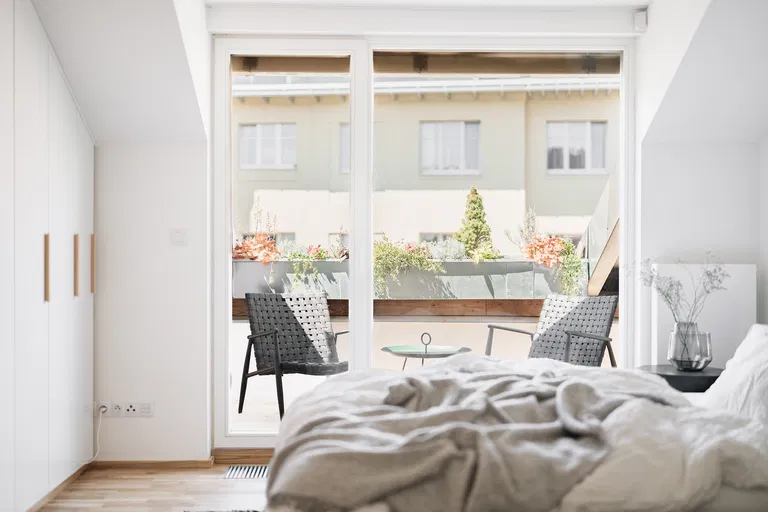 U Havlíčkových sadů, Vinohrady - Prague 2 | Sale, Apartment, Four-bedroom (5+1), 213 m²