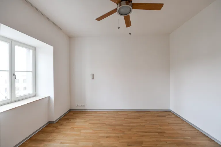 Hlboká cesta, Staré Mesto - Bratislava I | Prenájom, Byt, 4-izbový, 192 m²