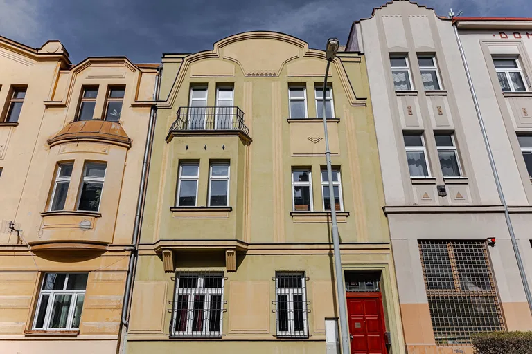 Na Petynce, Střešovice - Prague 6 | Sale, House, Six-bedroom (7+kk), 315 m²