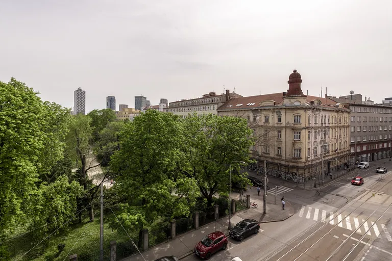 Špitálska, Bratislava - Bratislava I | Prenájom, Byt, 3-izbový, 92 m²