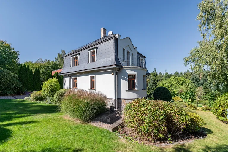 V Břízkách, Senohraby - Praha-východ | Predaj, Rodinný dom, 7-izbový, 321 m²