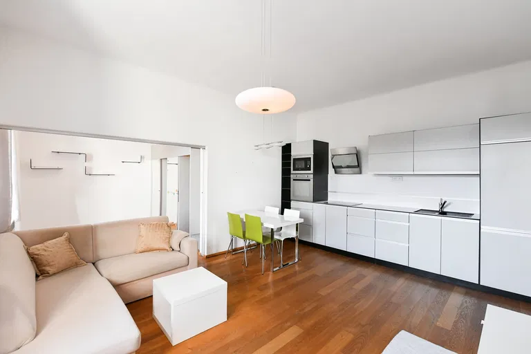 Tusarova, Holešovice - Prague 7 | Sale, Apartment, One-bedroom (2+kk), 46 m²
