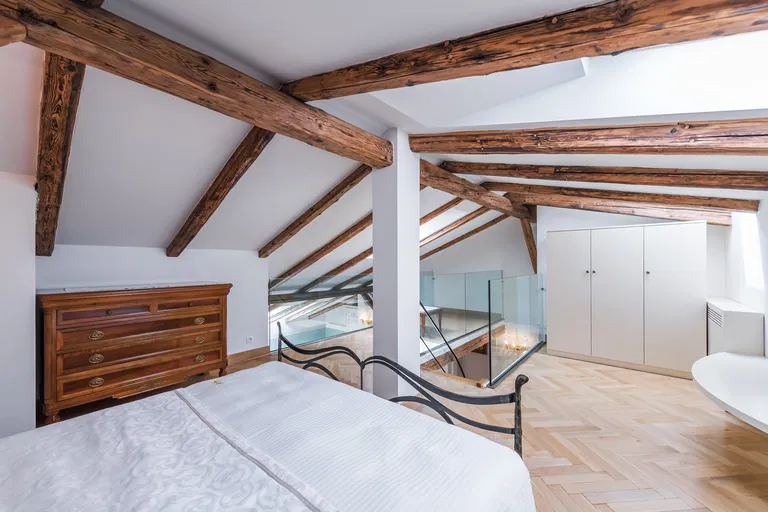Italská, Vinohrady - Praha 2 | Prenájom, Byt, 4-izbový, 110 m²