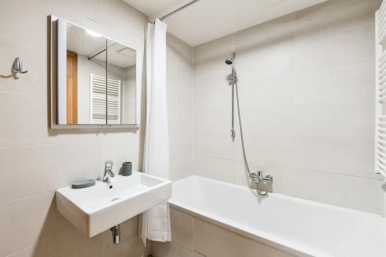 Pitterova, Žižkov - Praha 3 | Predaj, Byt, 2-izbový, 85 m²