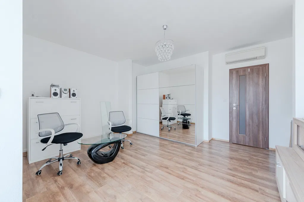 Leškova, Staré Mesto - Bratislava I | Prenájom, Kancelárie