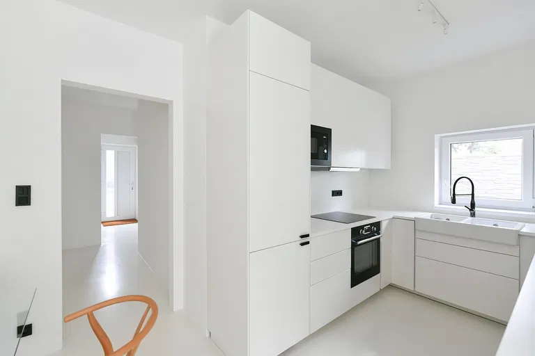 Pod Přehradou, Hájek u Uhříněvsi - Prague 10 | Sale, Apartment, Two-bedroom (3+kk), 62 m²