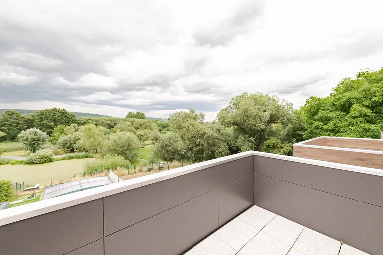 Černošická, Lipence - Prague 5 | Sale, House, Seven-bedroom (8+kk), 249 m²