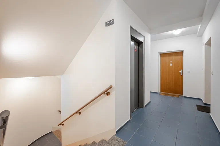 Tomkova, Smíchov - Praha 5 | Predaj, Byt, 2-izbový, 63 m²