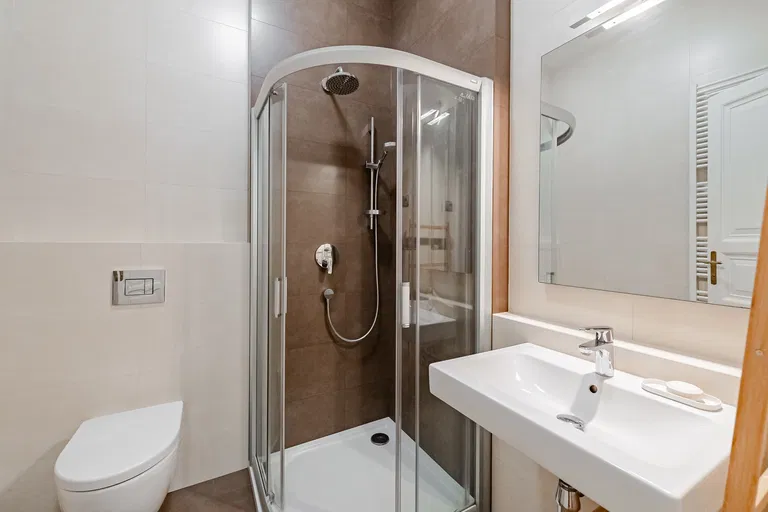Všehrdova, Malá Strana - Prague 1 | Sale, Apartment, Studio (1+kk), 32 m²