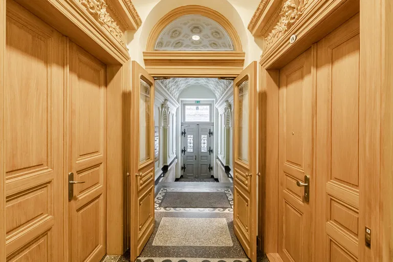 Všehrdova, Malá Strana - Prague 1 | Sale, Apartment, Studio (1+kk), 32 m²