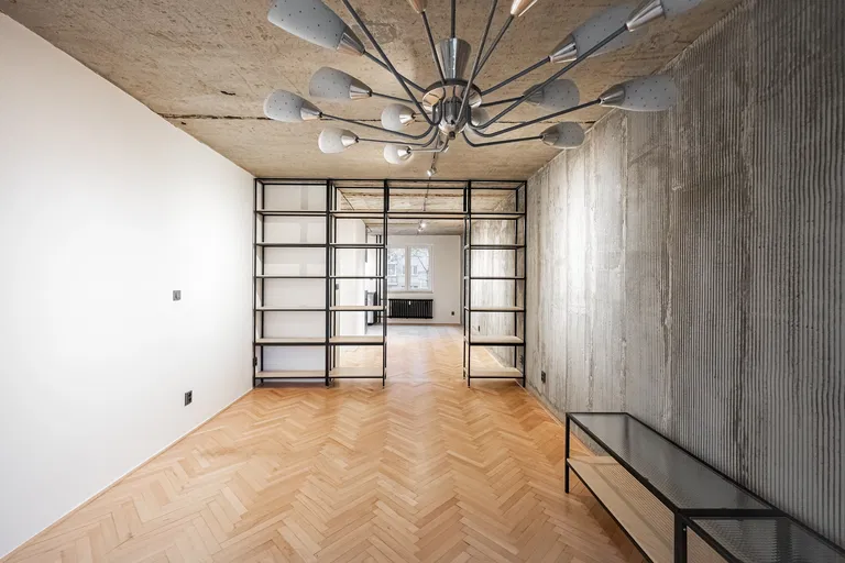 Hlavní, Záběhlice - Praha 4 | Predaj, Byt, 2-izbový, 80 m²