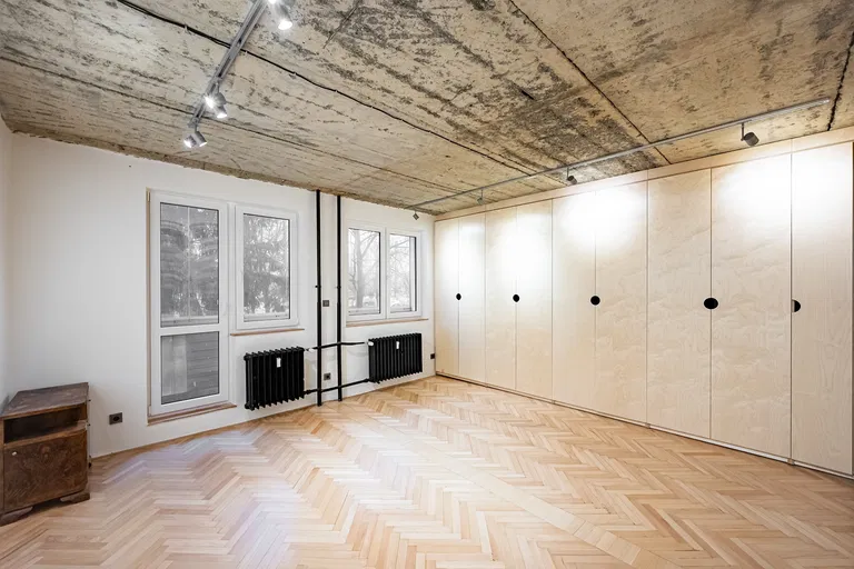 Hlavní, Záběhlice - Praha 4 | Predaj, Byt, 2-izbový, 80 m²