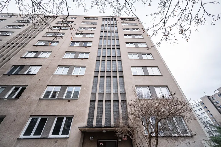 Hlavní, Záběhlice - Praha 4 | Predaj, Byt, 2-izbový, 80 m²