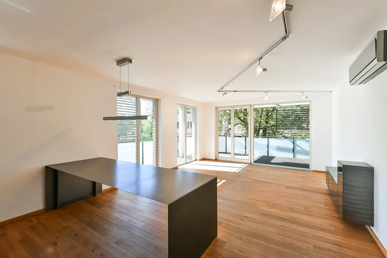 Mezilehlá, Hrdlořezy - Praha 9 | Predaj, Byt, 4-izbový, 133 m²