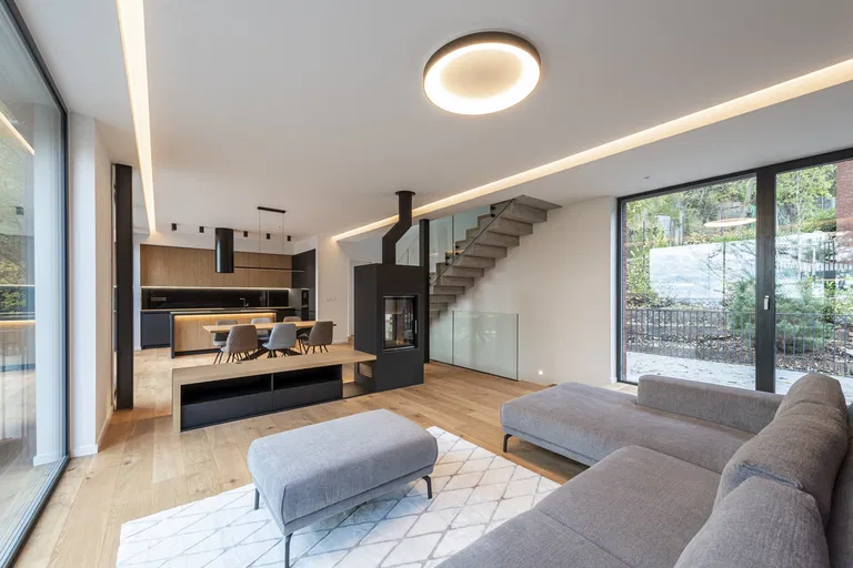 Sliačska, Nové Mesto - Bratislava III | Rent, House, Three-bedroom (4+1), 252 m²