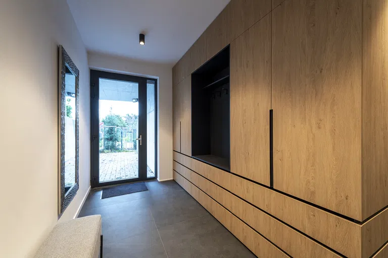 Sliačska, Nové Mesto - Bratislava III | Rent, House, Three-bedroom (4+1), 252 m²