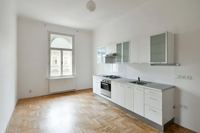 Řipská, Vinohrady - Praha 3 | Predaj, Byt, 2-izbový, 74 m²