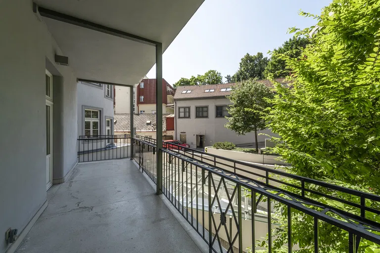 Hlboká cesta, Staré Mesto - Bratislava I | Rent, Apartment, Two-bedroom (3+kk), 177 m²