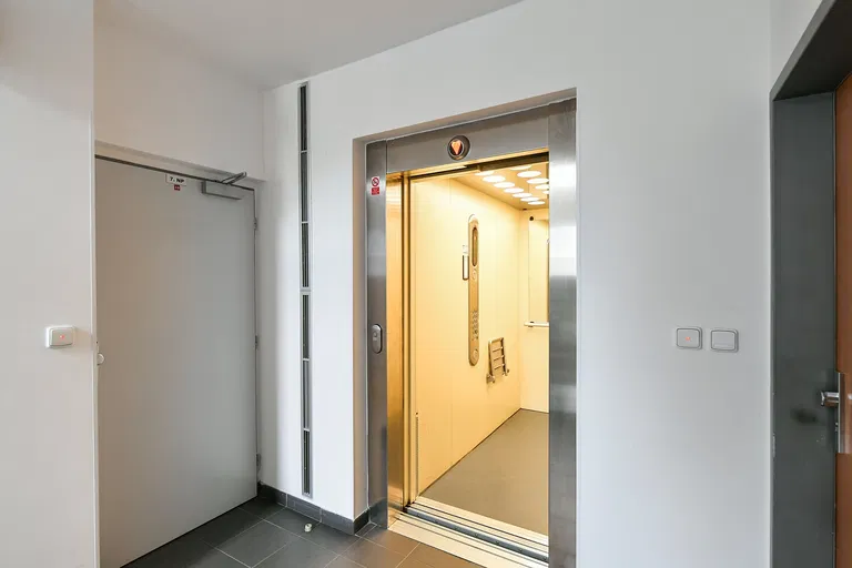 U Zátiší, Hodkovičky - Prague 4 | Sale, Apartment, Studio (1+kk), 41 m²