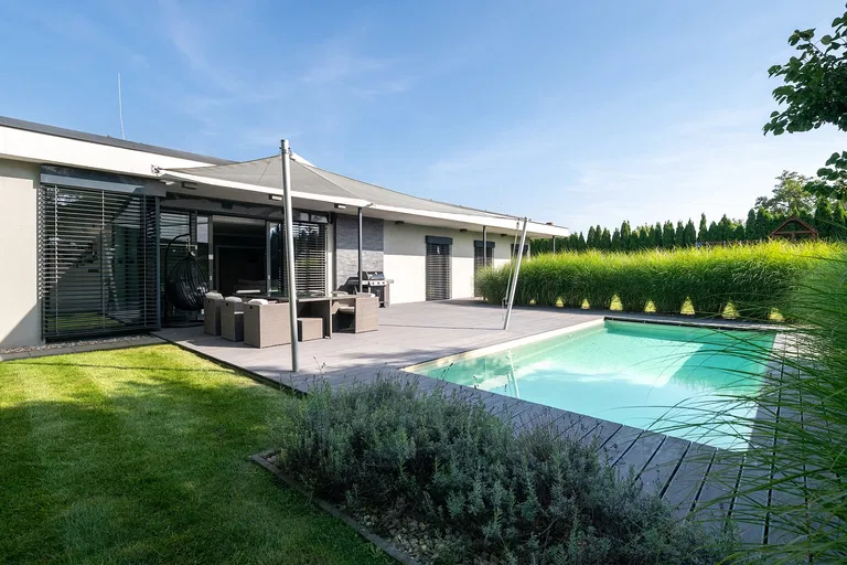 Petlákova, Brněnské Ivanovice - Brno-město | Sale, House, Four-bedroom (5+kk), 250 m²
