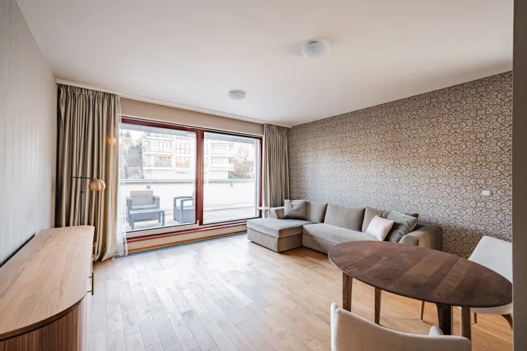 U Nikolajky, Smíchov - Prague 5 | Sale, Apartment, One-bedroom (2+kk), 104 m²