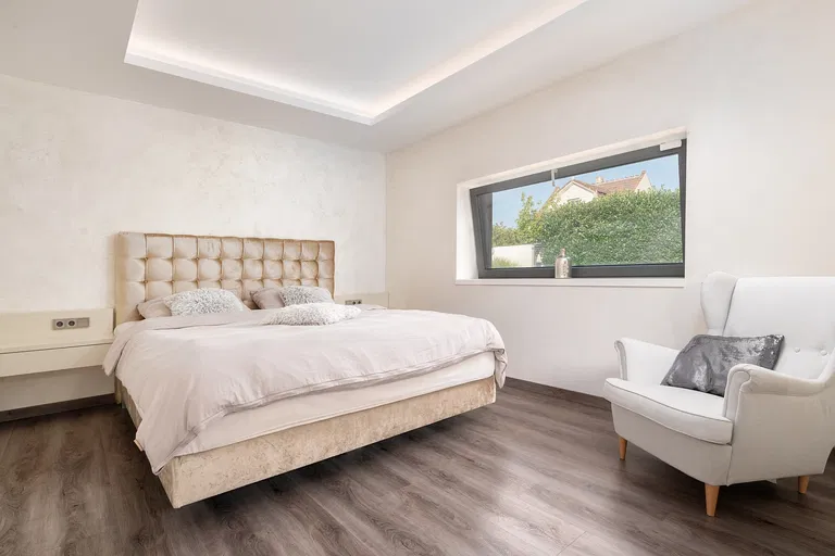 Petlákova, Brněnské Ivanovice - Brno-město | Sale, House, Four-bedroom (5+kk), 250 m²