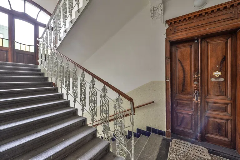 Vozová, Vinohrady - Prague 2 | Sale, Apartment, Two-bedroom (3+kk), 80 m²
