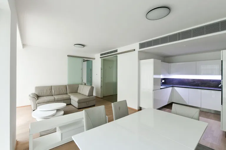 Purkyňova, Nové Město - Prague 1 | Sale, Apartment, One-bedroom (2+kk), 68 m²