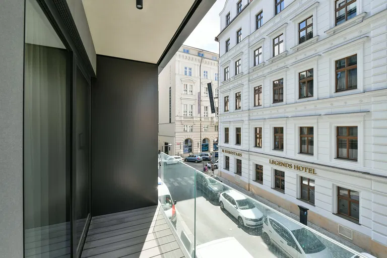 Purkyňova, Nové Město - Prague 1 | Sale, Apartment, One-bedroom (2+kk), 68 m²