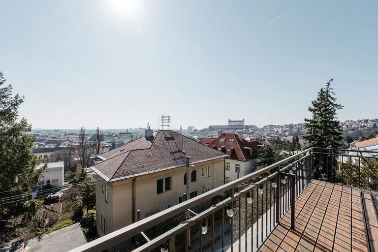 Vlčkova, Staré Mesto - Bratislava I | Rent, Apartment, Four-bedroom (5+kk), 203 m²