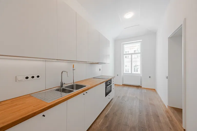 Lublaňská, Vinohrady - Praha 2 | Predaj, Byt, 3-izbový, 78 m²