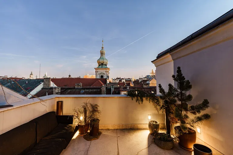 Široká, Staré Město - Prague 1 | Sale, Apartment, Two-bedroom (3+kk), 181 m²
