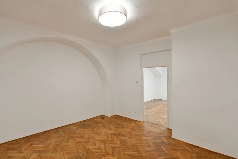 Tomášská, Malá Strana - Prague 1 | Sale, Apartment, Three-bedroom (4+1), 125 m²