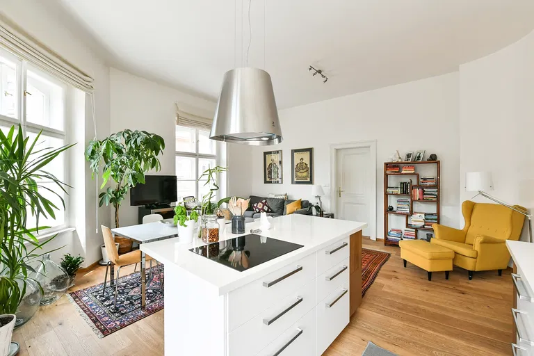 Plzeňská, Smíchov - Praha 5 | Predaj, Byt, 3-izbový, 80 m²