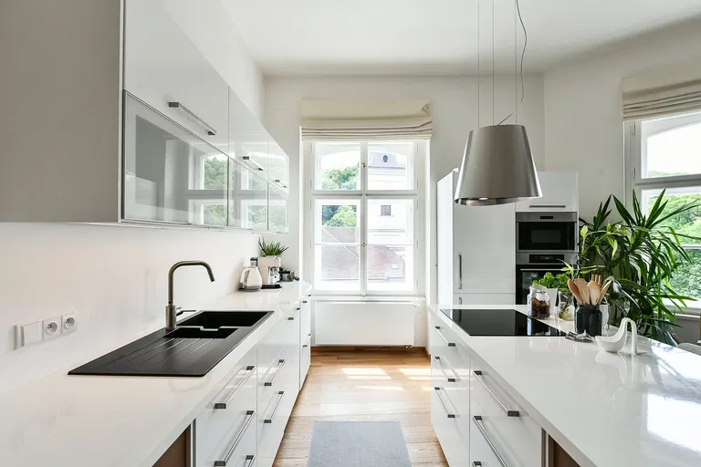 Plzeňská, Smíchov - Praha 5 | Predaj, Byt, 3-izbový, 80 m²