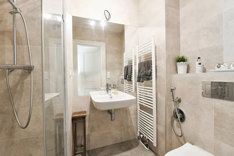 Plzeňská, Smíchov - Praha 5 | Predaj, Byt, 3-izbový, 80 m²
