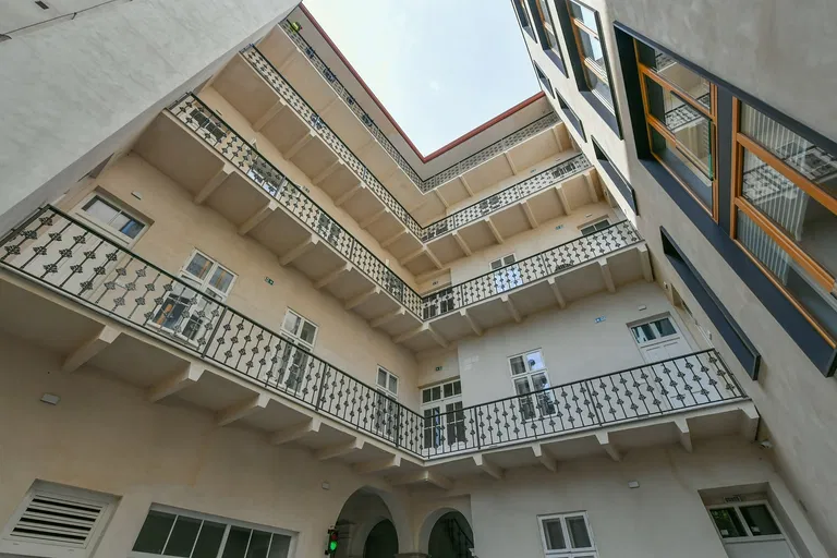 Plzeňská, Smíchov - Praha 5 | Predaj, Byt, 3-izbový, 80 m²