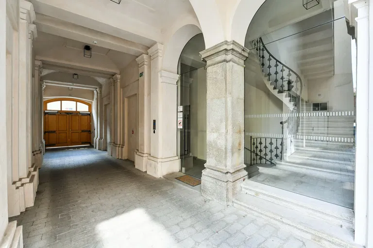 Plzeňská, Smíchov - Praha 5 | Predaj, Byt, 3-izbový, 80 m²