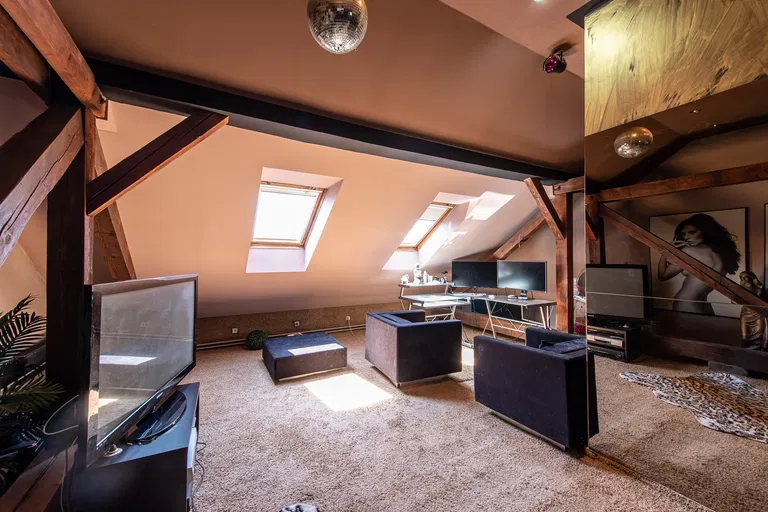 Svätovojtešská, Bratislava - Bratislava III | Sale, House, Three-bedroom (4+kk), 165 m²
