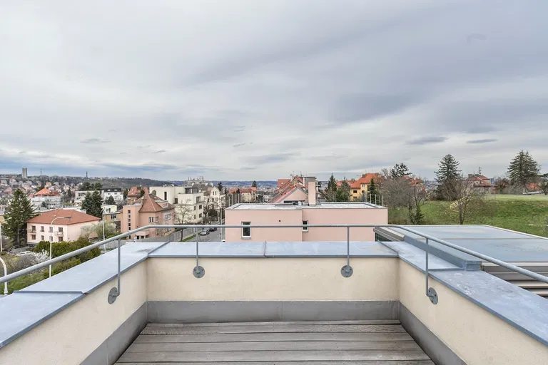 Peroutkova, Smíchov - Praha 5 | Predaj, Rodinný dom, 5-izbový, 398 m²
