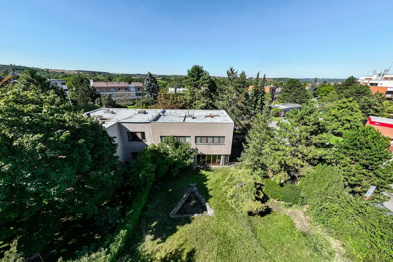 Matějská, Dejvice - Prague 6 | Sale, House, Three-bedroom (4+kk), 200 m²