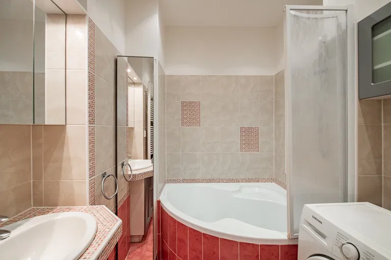 Pod Lázní, Nusle - Praha 4 | Predaj, Byt, 2-izbový, 48 m²