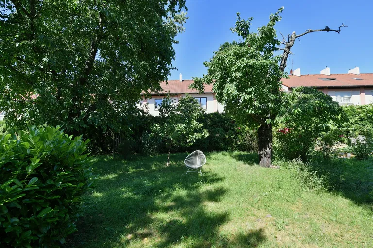 Dvouletky, Strašnice - Praha 10 | Predaj, Byt, 4-izbový, 110 m²